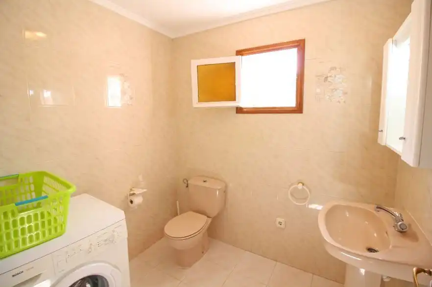 Bathroom of Houses for sale in Calpe / Calp  with Air Conditioner and Swimming Pool