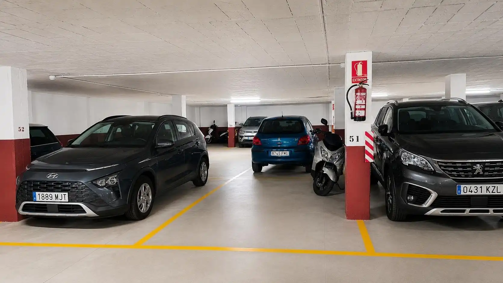 Aparcament de Pis en venda en Santander amb Calefacció i Balcó