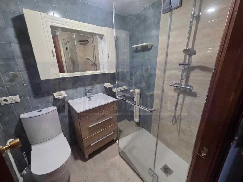 Piso con ascensor en venta en Avenida Perez Galdos, imagen 5
