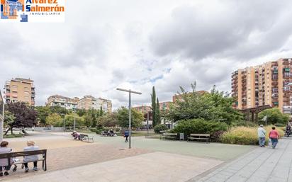 Vista exterior de Pis en venda en  Granada Capital