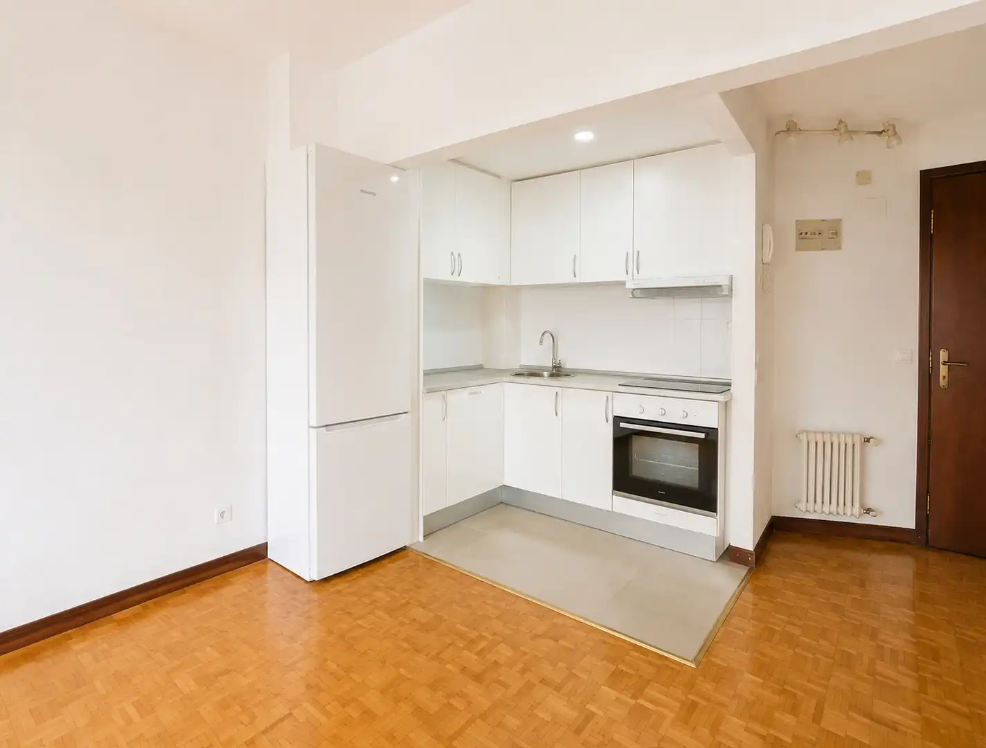 Cuina de Pis de lloguer en Madrid amb Aire condicionat, Calefacció i Parquet