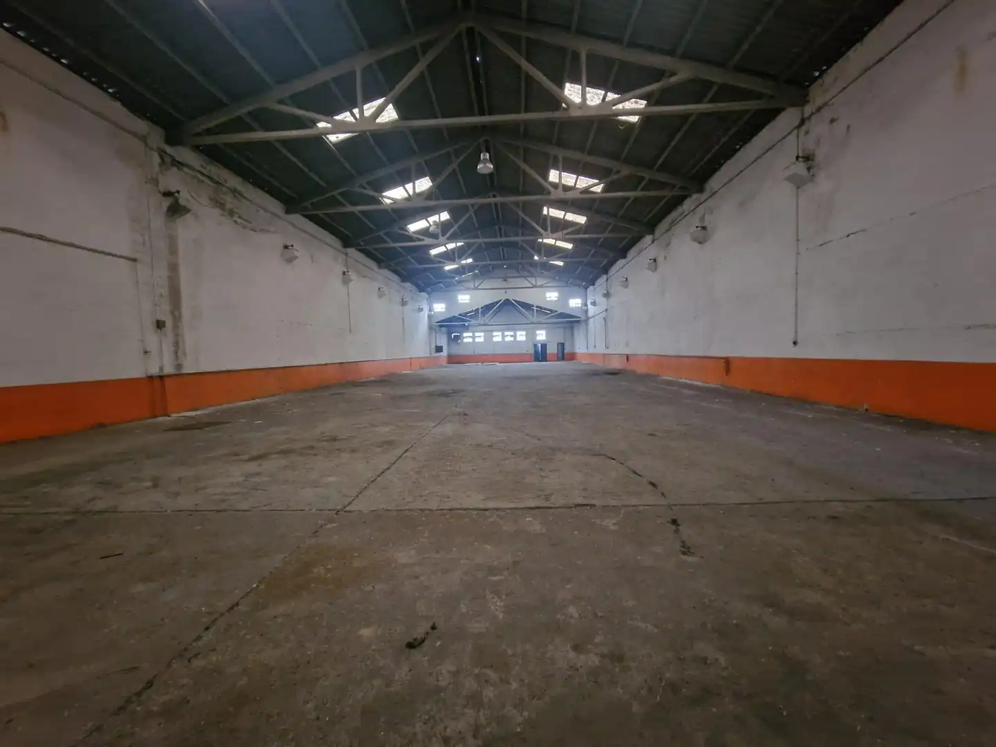 Industrial buildings for sale in Outeiro de Rei