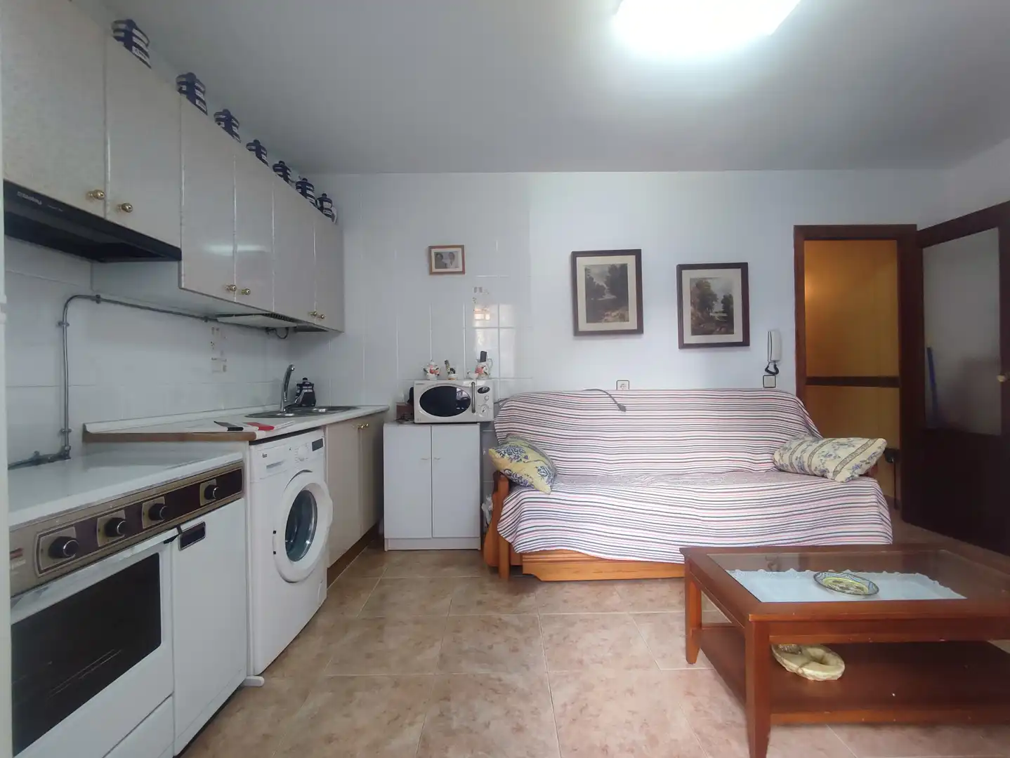 Cocina de Piso en venta en Igea con Amueblado, Lavadora y Microondas