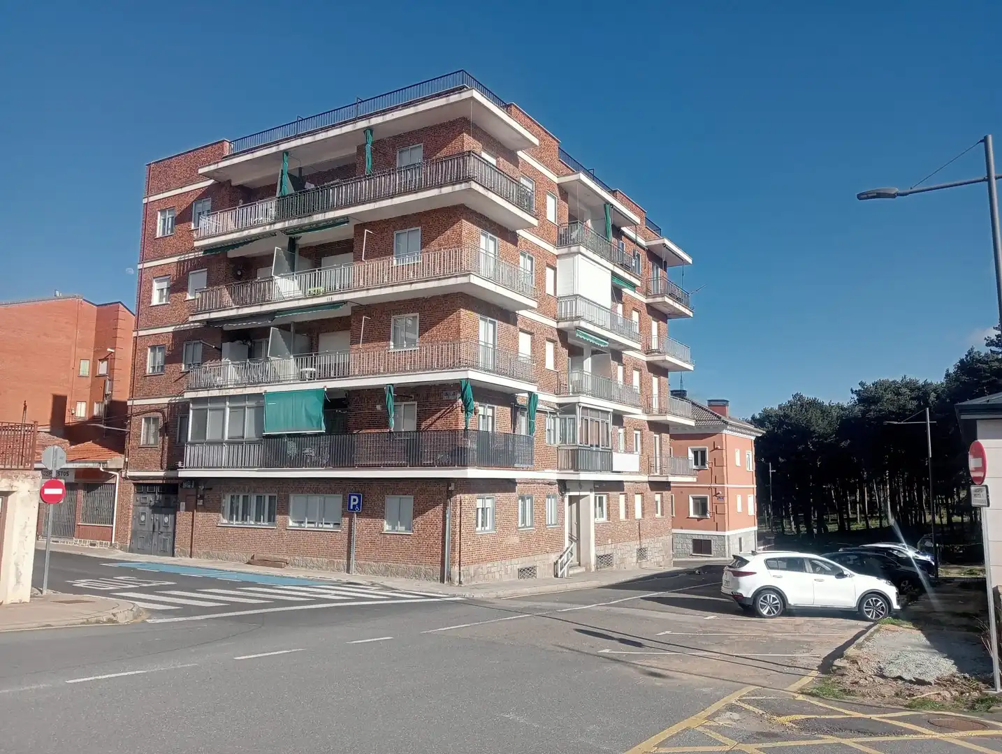 Vista exterior de Pis en venda en Las Navas del Marqués 