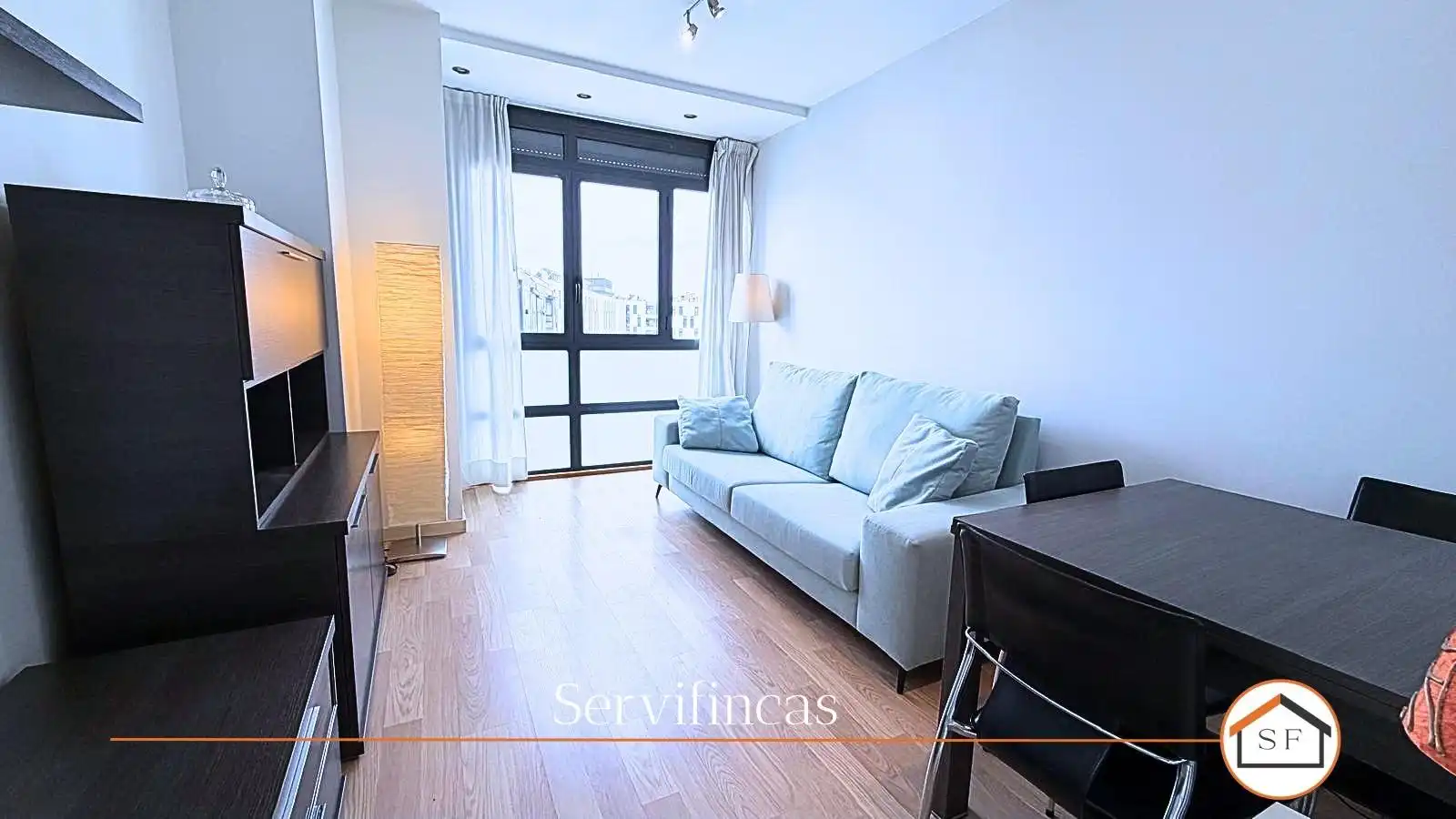 Sala de estar de Ático de alquiler en Madrid con Aire acondicionado, Calefacción y Jardín privado