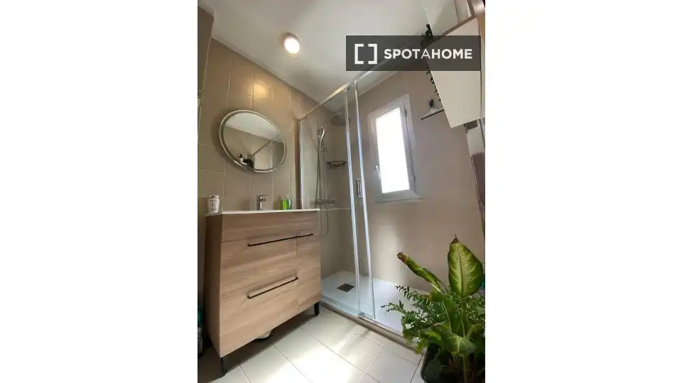 Baño de Apartamento para compartir en Rivas-Vaciamadrid con Aire acondicionado, Calefacción y Terraza