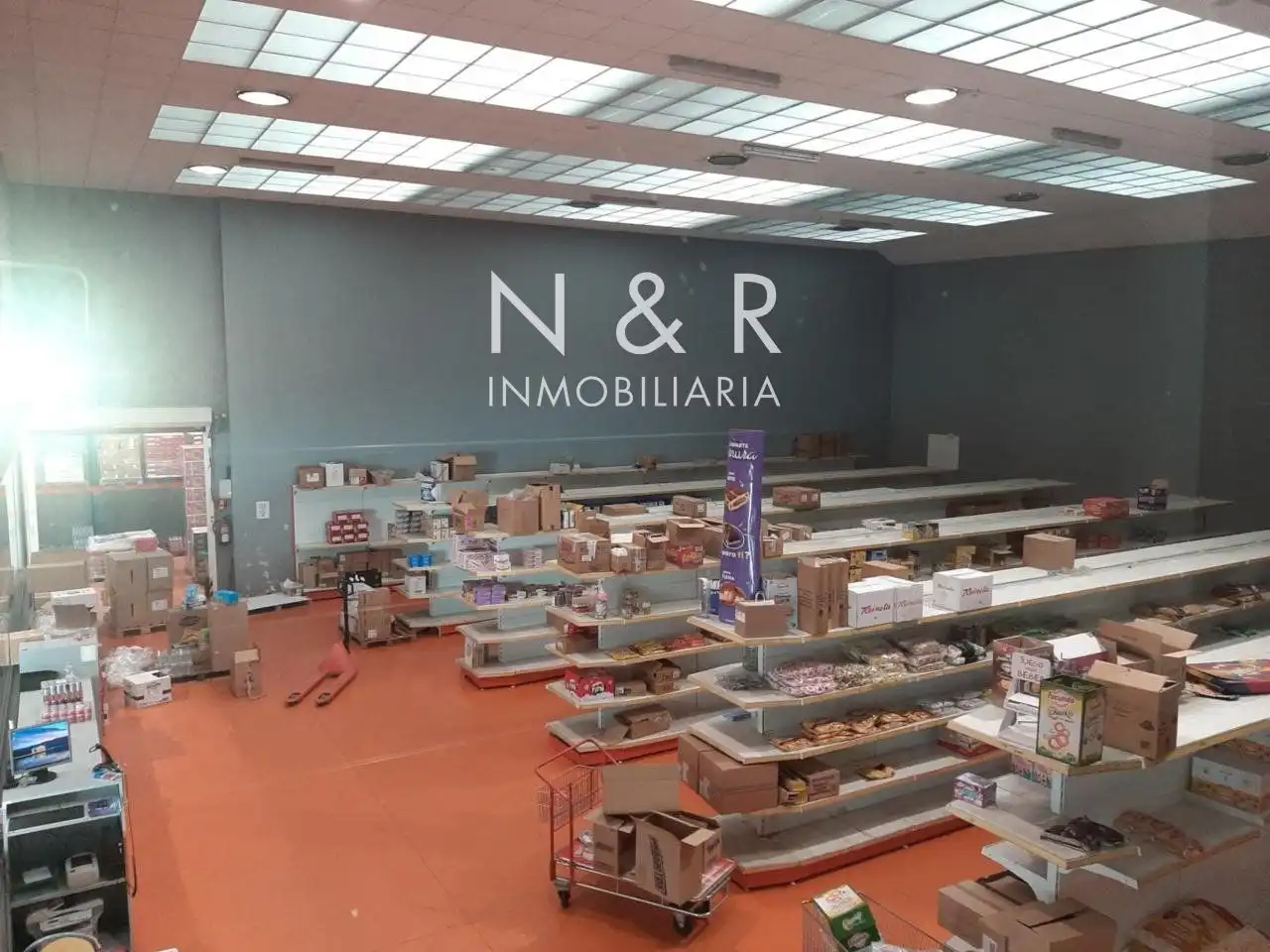 Nau industrial en venda a ESTROBO