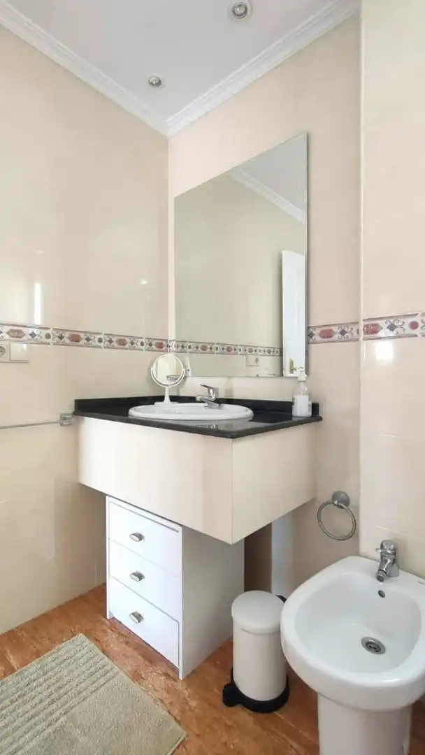 Baño de Casa o chalet en venta en Montserrat con Aire acondicionado, Jardín privado y Terraza