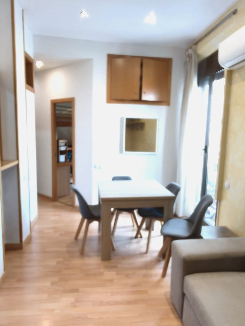 Dining room of Flat for sale in  Barcelona Capital  with Air Conditioner, Furnished and Washing machine