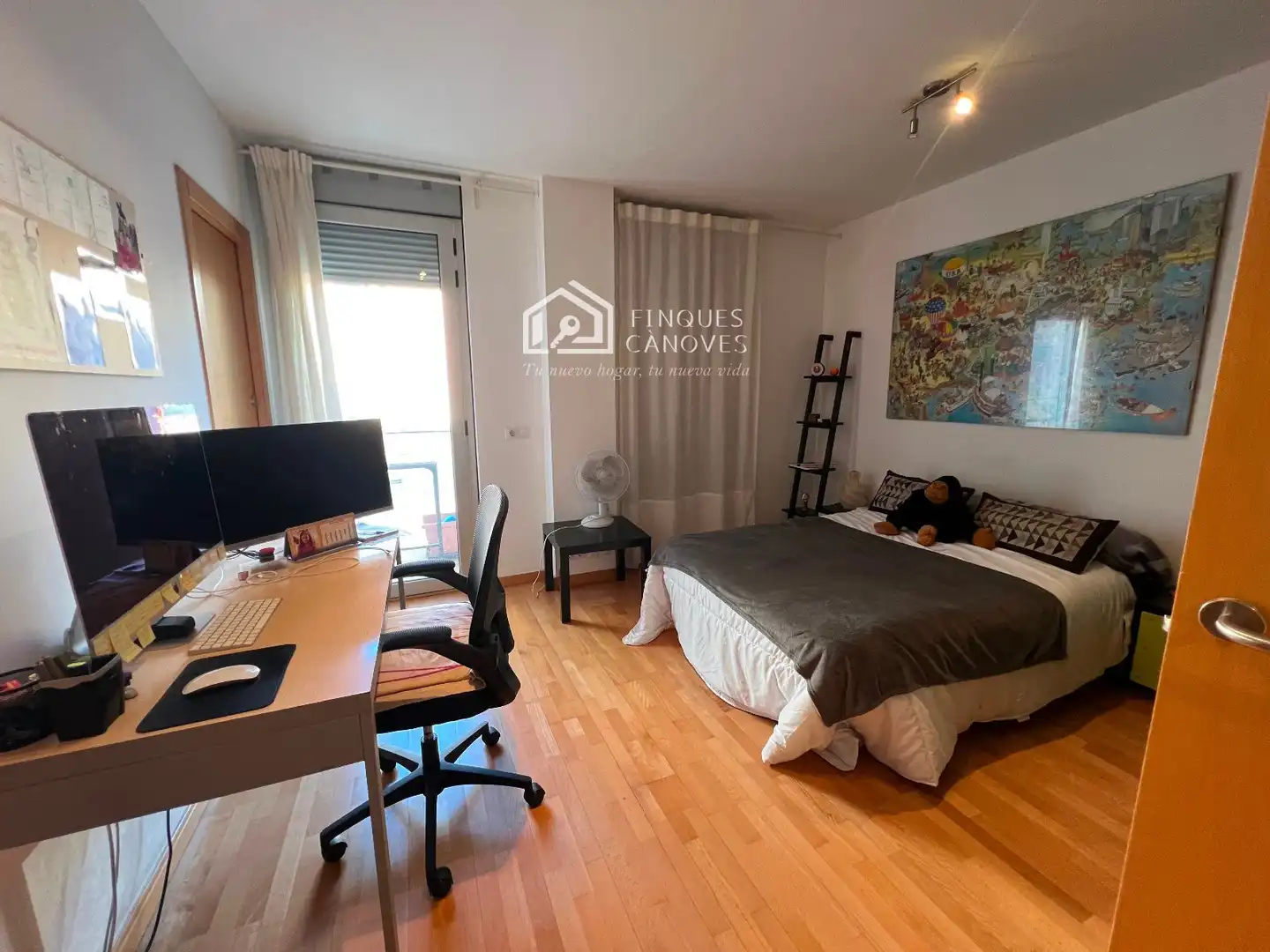 Bedroom of Flat for sale in Girona  with Air Conditioner, Heating and Parquet flooring