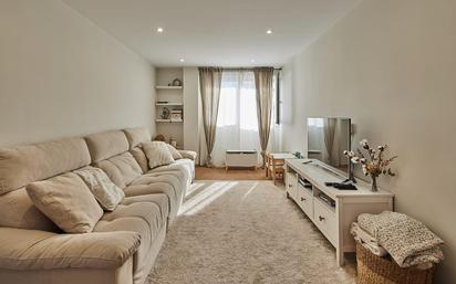 Living room of Flat for sale in  Cádiz Capital  with Air Conditioner and Heating