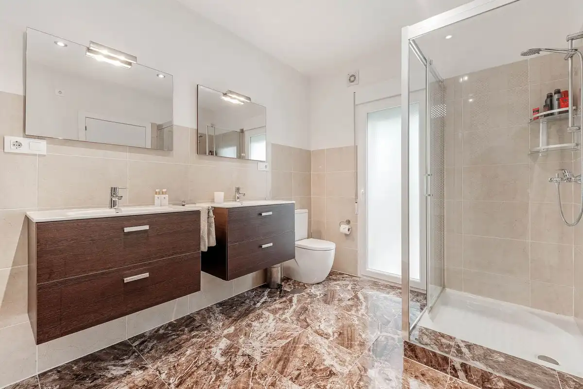 Bathroom of Houses for rent in El Campello  with Terrace, Swimming Pool and Furnished