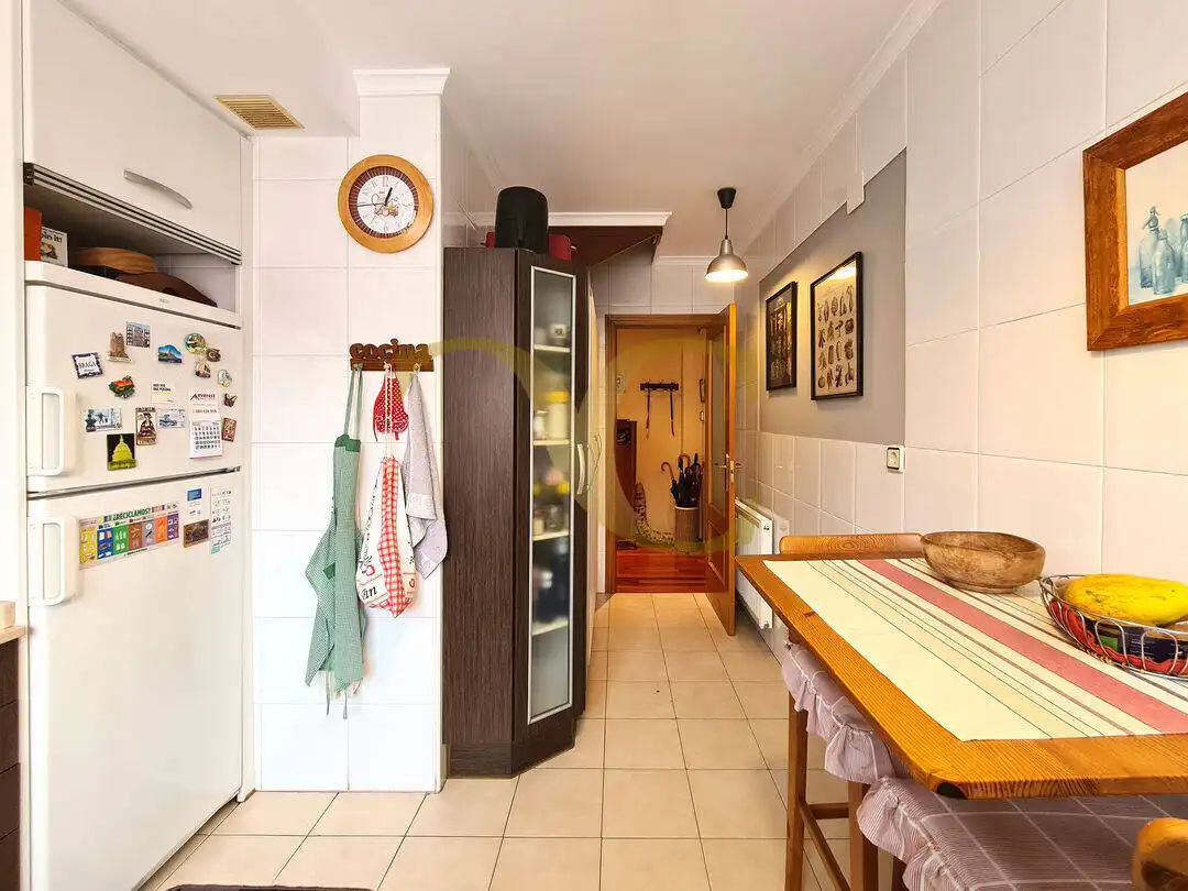 Cocina de Dúplex en venta en Gijón  con Aire acondicionado, Calefacción y Trastero