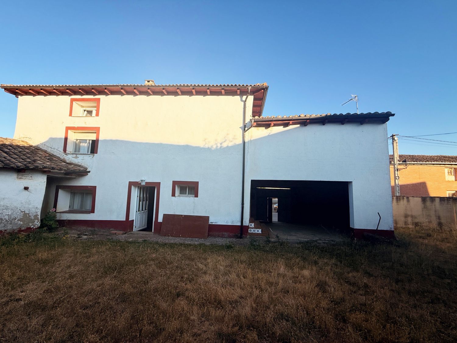 Vista exterior de Casa o xalet en venda en Dehesa de Romanos 