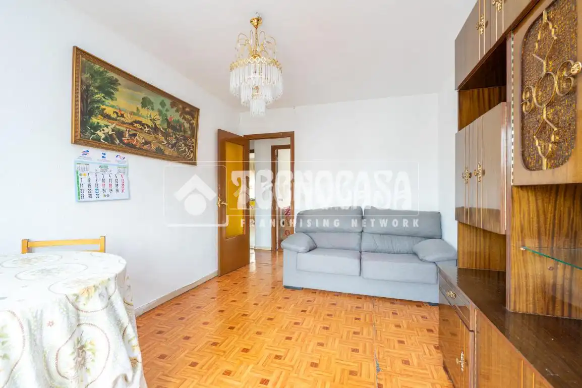 Sala de estar de Piso en venta en Coslada con Calefacción, Terraza y Balcón