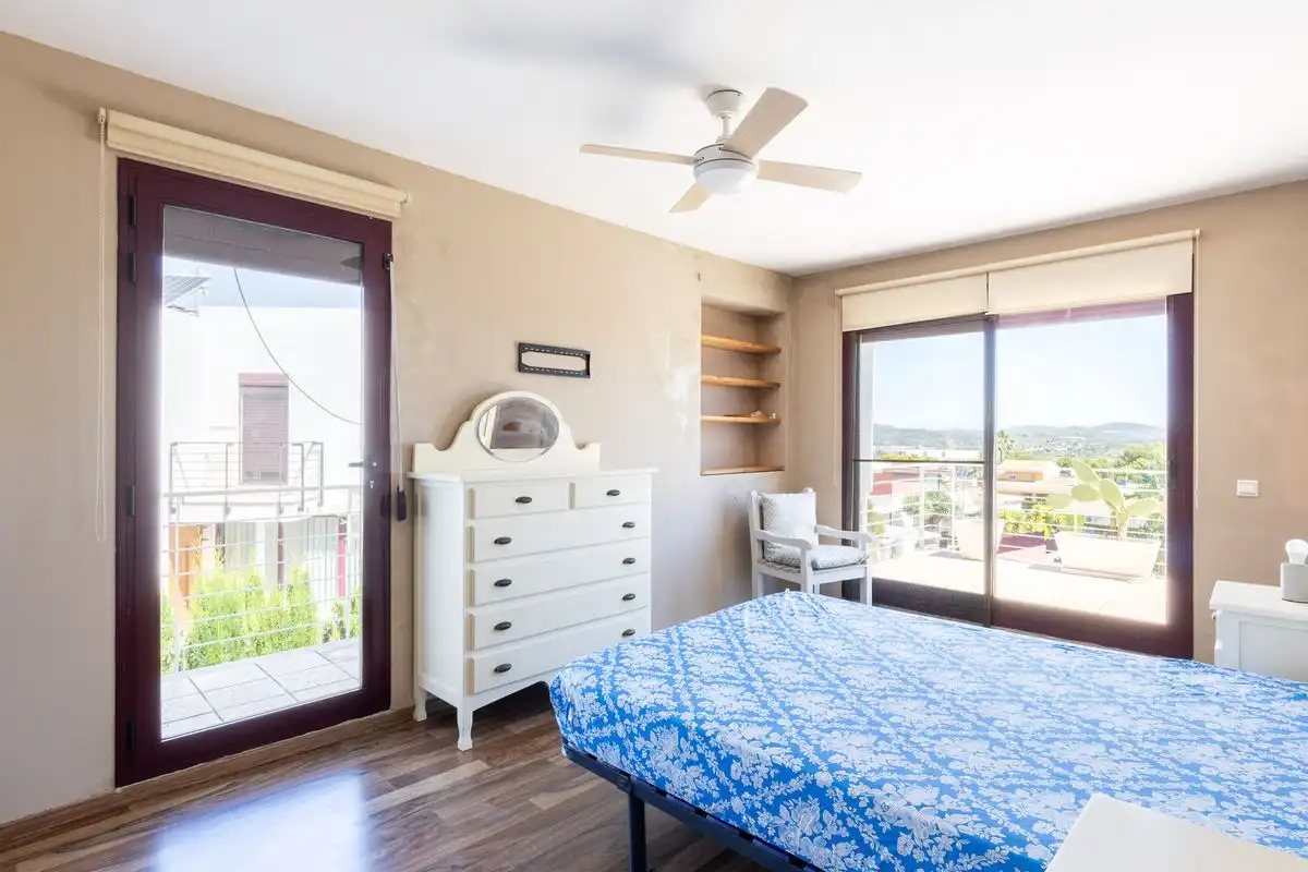 Bedroom of Houses for sale in Chiva  with Heating, Private garden and Storage room