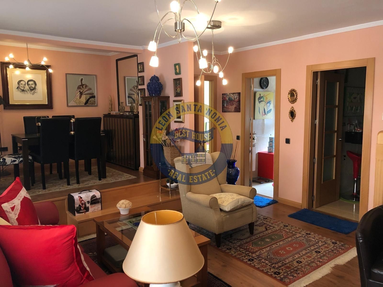 House or chalet for sale in León Capital   with Heating and Private garden