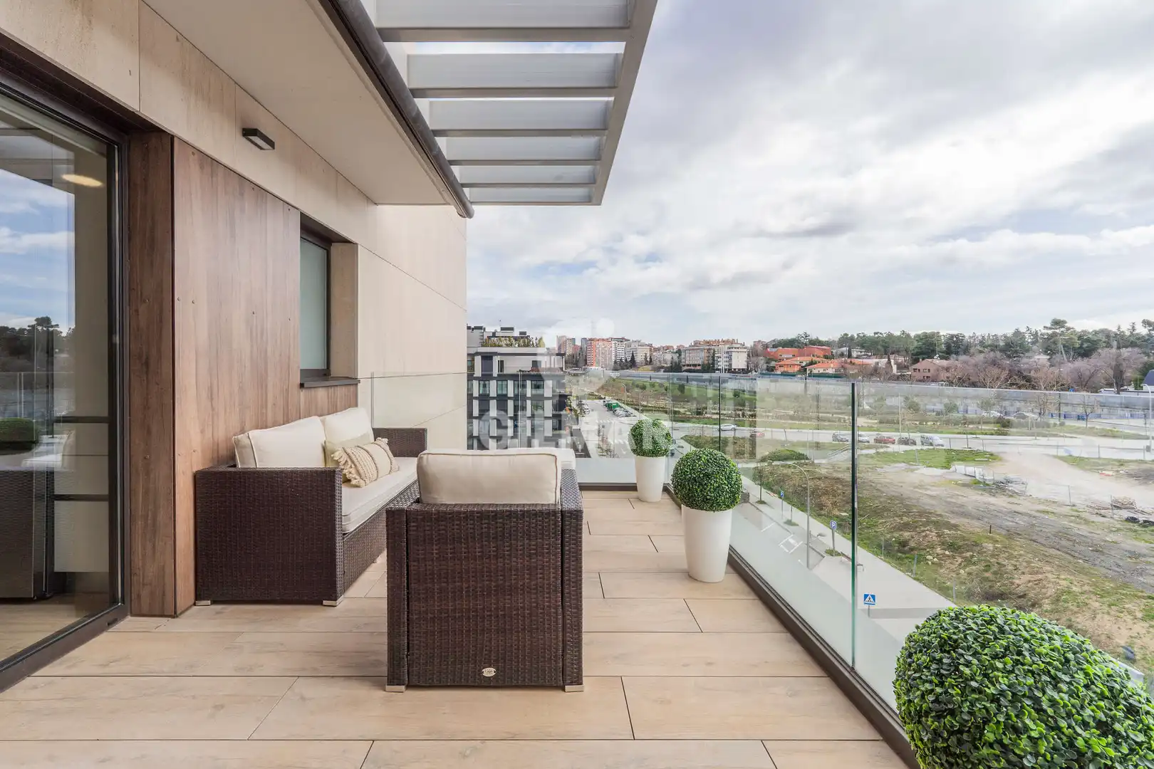 Terraza de Ático en venta en Madrid con Calefacción, Jardín privado y Trastero