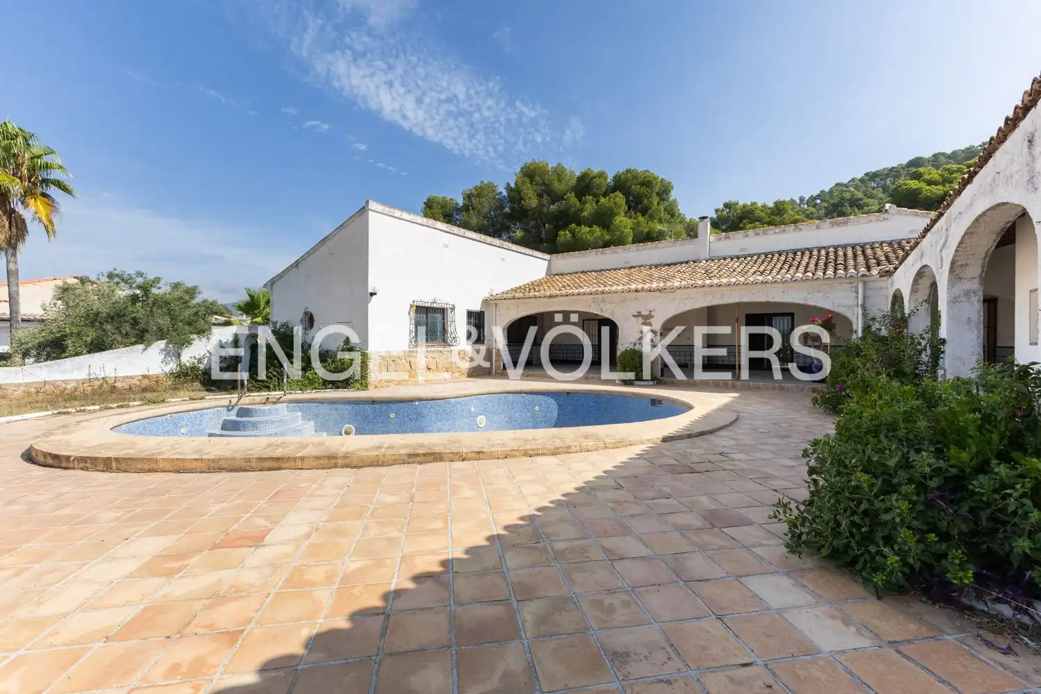 Vista exterior de Casa o xalet en venda en Jávea / Xàbia amb Calefacció i Terrassa