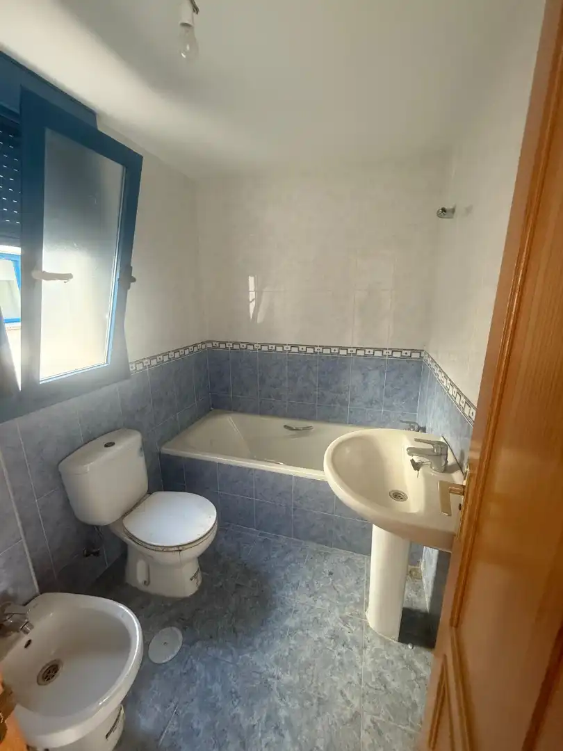 Bany de Apartament en venda en Málaga amb Jardí privat, Terrassa i Traster
