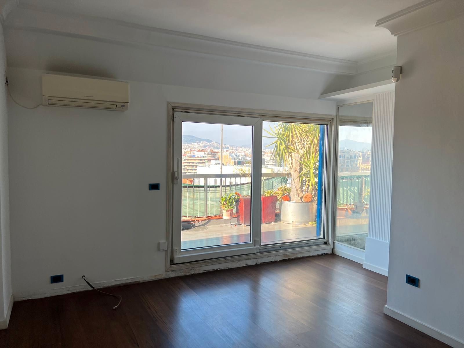 Bedroom of Attic for sale in  Barcelona Capital  with Air Conditioner, Heating and Parquet flooring