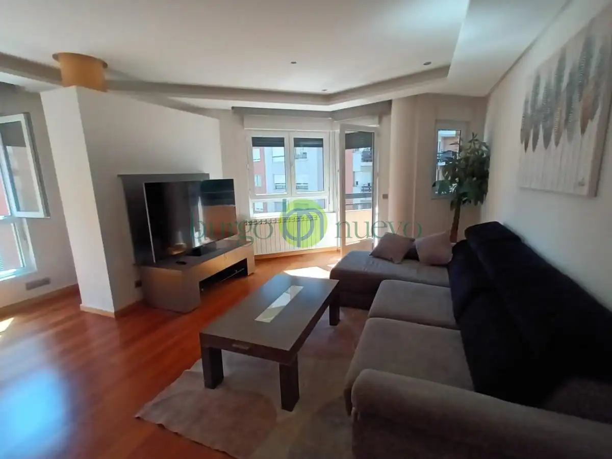 Sala de estar de Apartamento de alquiler en León Capital  con Calefacción, Terraza y Amueblado
