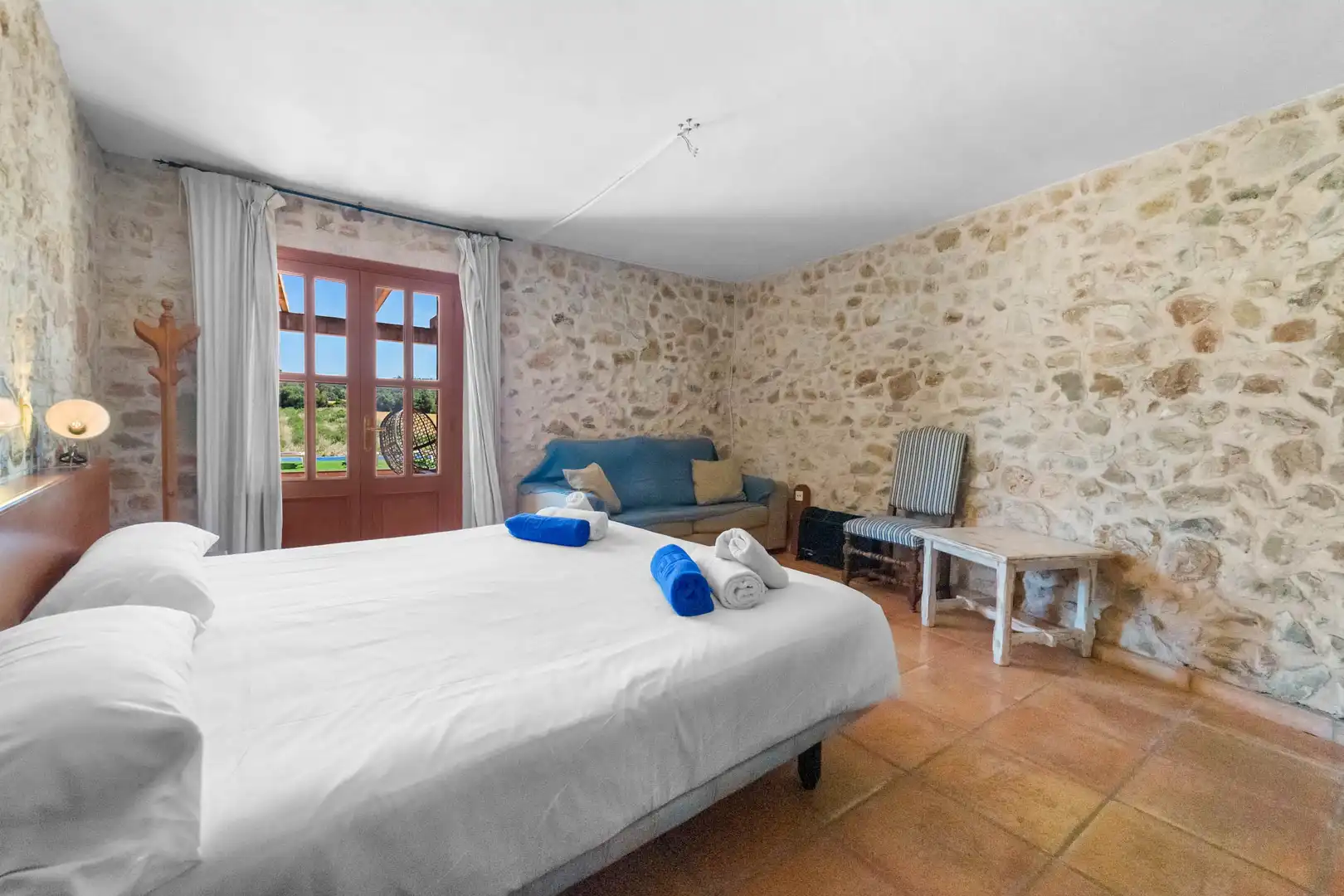 Dormitori de Finca rústica en venda en Felanitx amb Traster, Piscina i Moblat