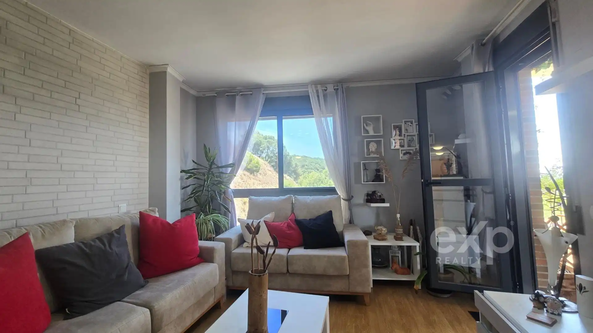 Living room of Flat for sale in Almenara  with Heating, Parquet flooring and Storage room