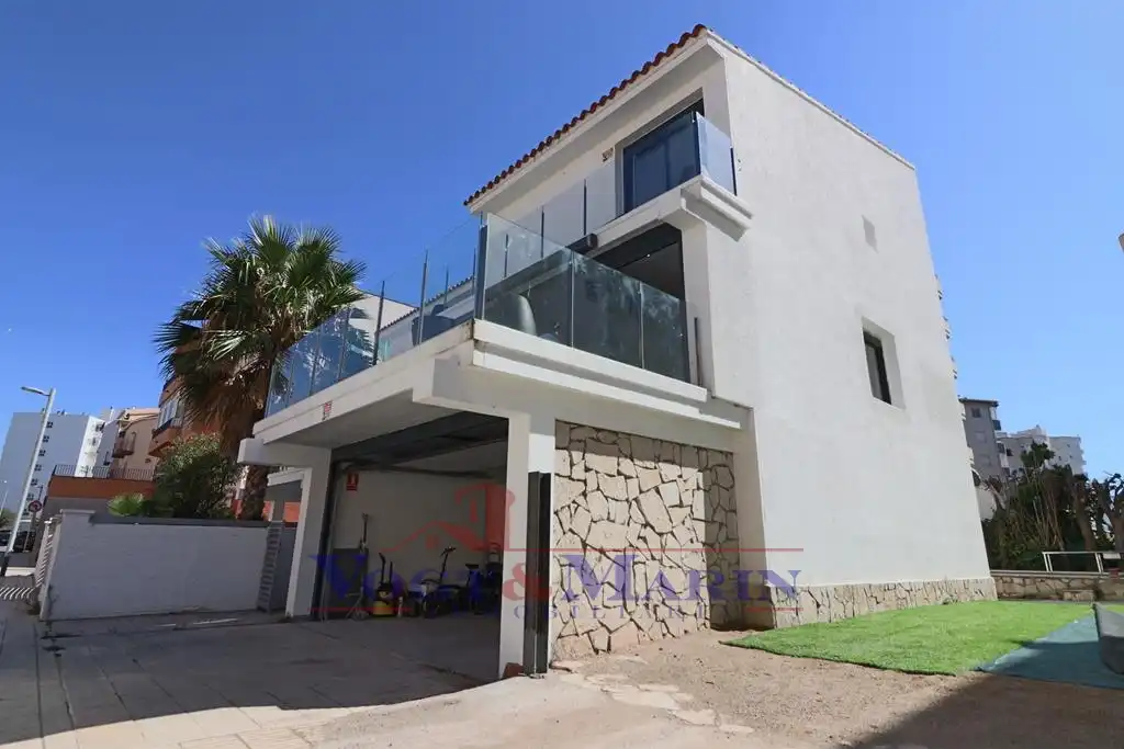Maison avec piscine à vendre à Carrer de la Roca Negra, imagen 2