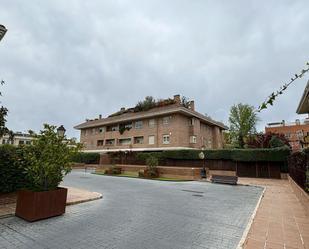 Vista exterior de Pis en venda en  Madrid Capital amb Aire condicionat, Calefacció i Jardí privat
