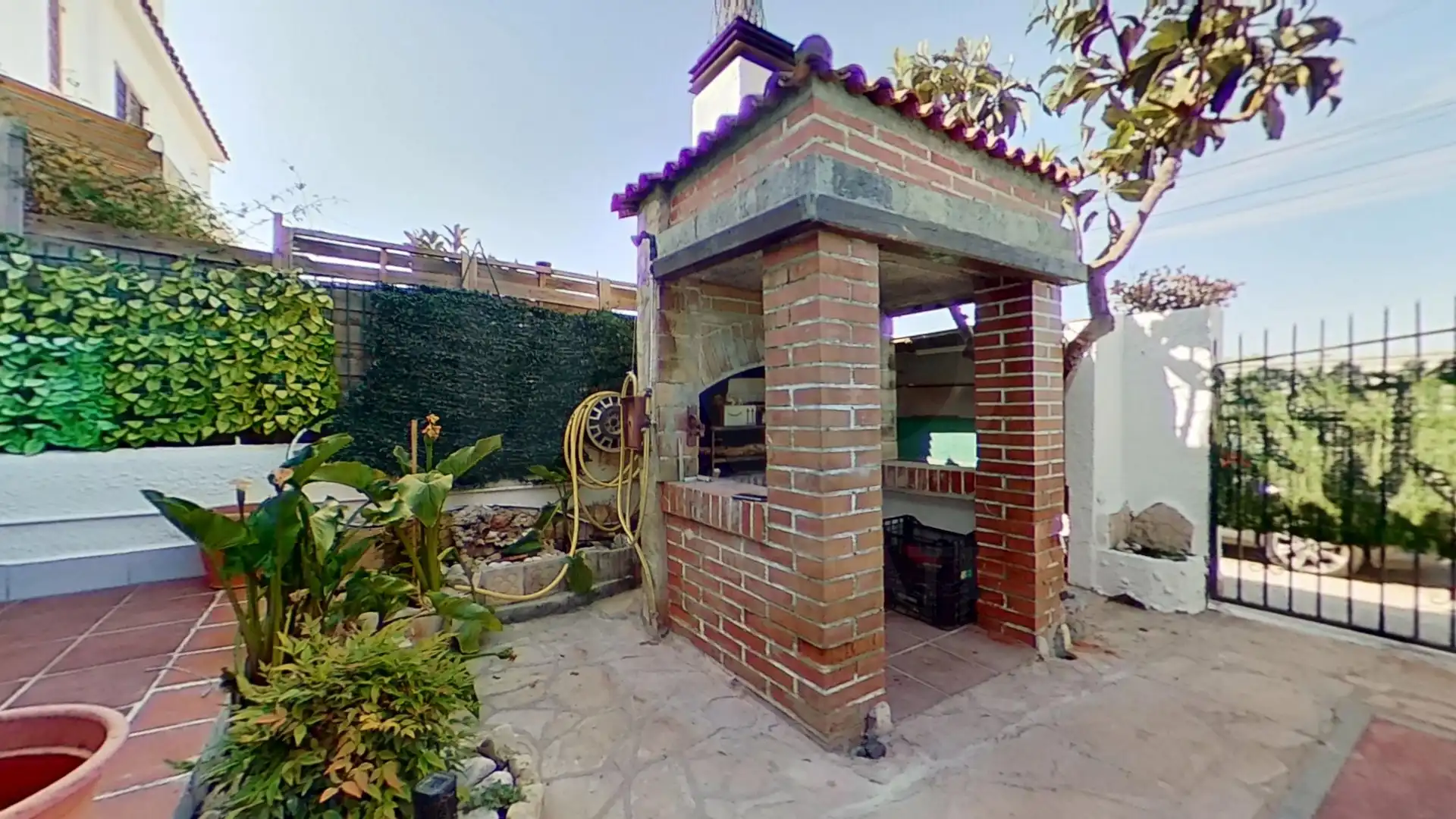 Jardí de Casa adosada en venda en Creixell amb Aire condicionat, Terrassa i Piscina