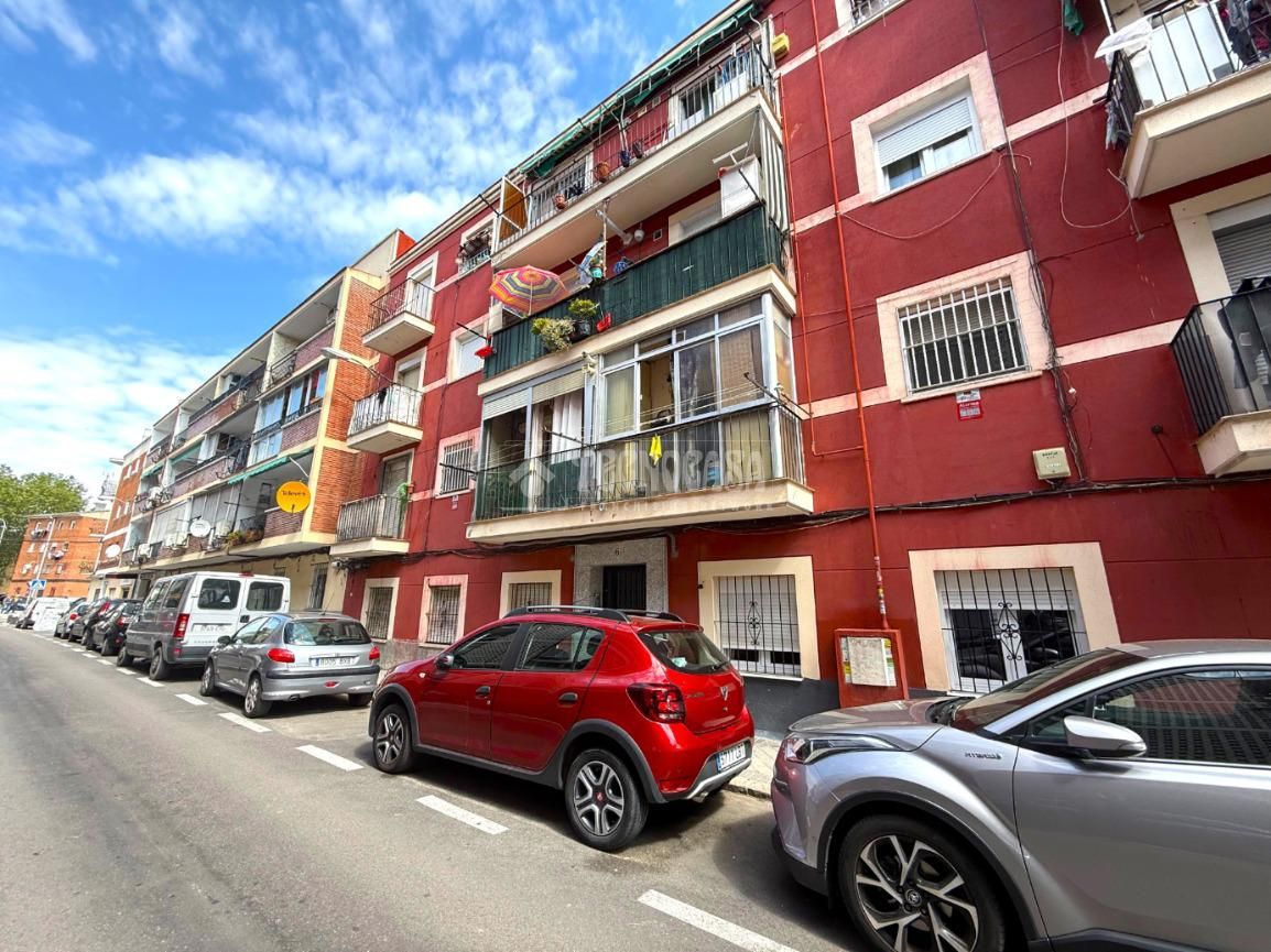 Vista exterior de Pis en venda en  Madrid Capital amb Calefacció i Terrassa