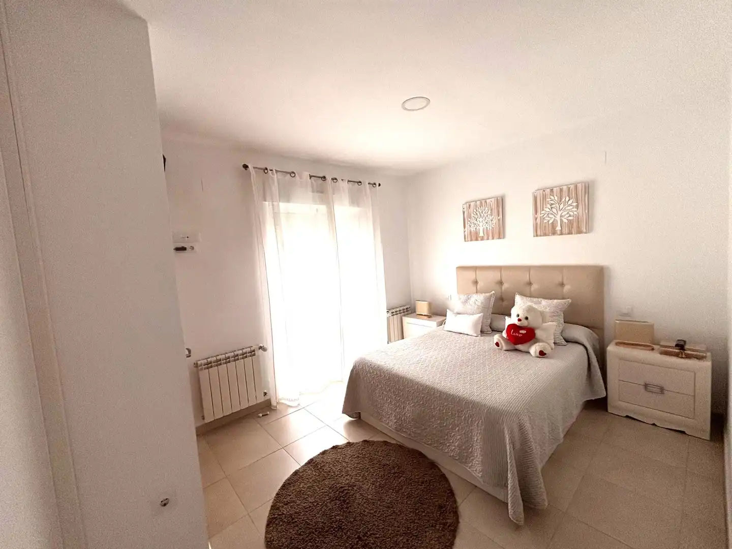 Schlafzimmer von Einfamilien-Reihenhaus zum Verkauf in Mérida mit Klimaanlage, Heizung und Privatgarten