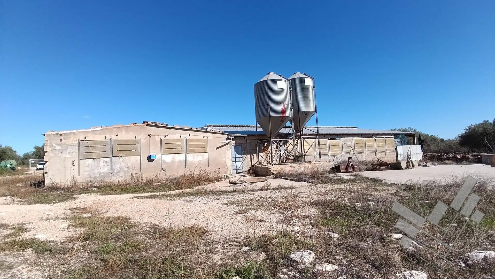 Vista exterior de Nave industrial en venta en Rossell