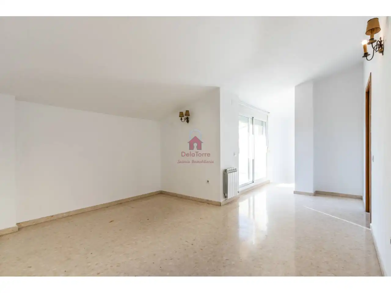 Living room of Attic for sale in Llevant