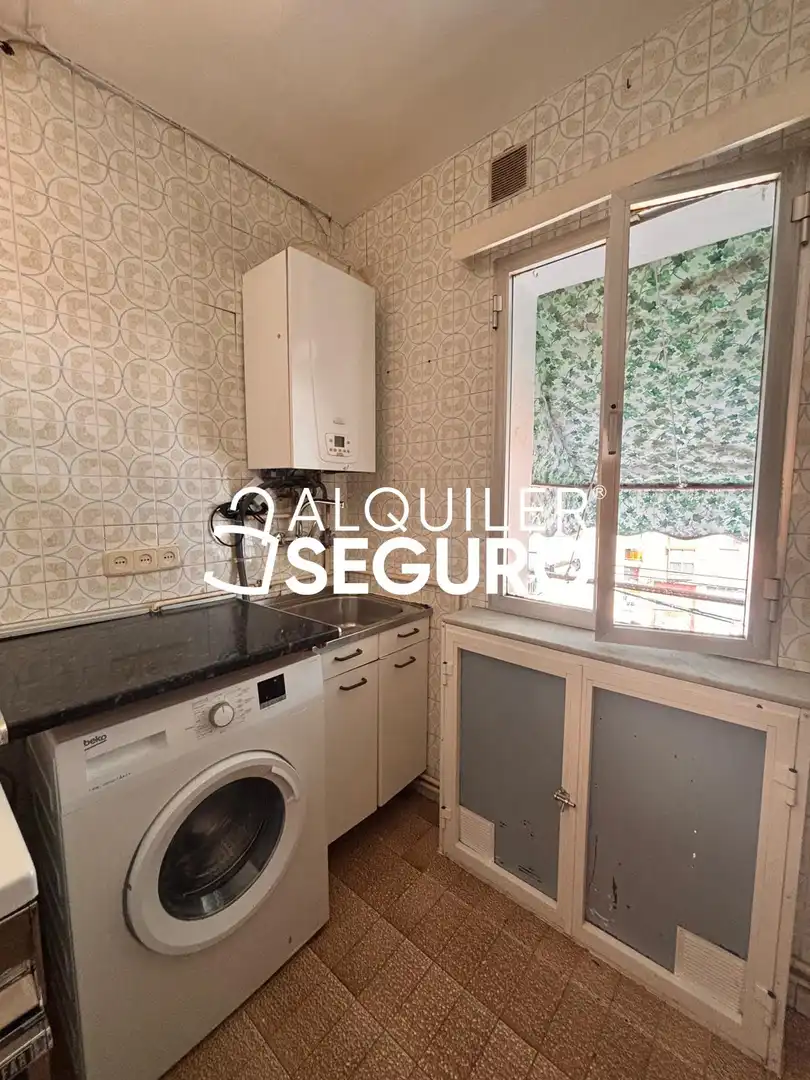 Küche von Wohnung zur Miete in Madrid mit Klimaanlage, Heizung und Möbliert