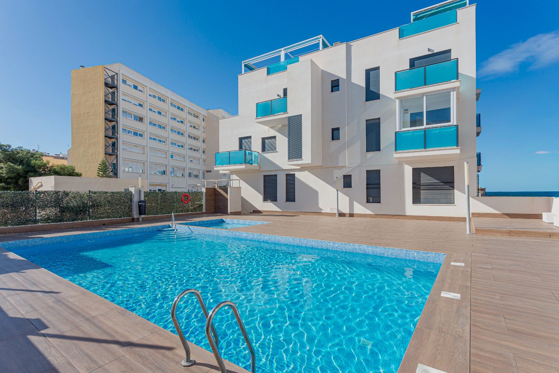 Schwimmbecken von Wohnung zum Verkauf in Torrevieja mit Terrasse und Schwimmbad