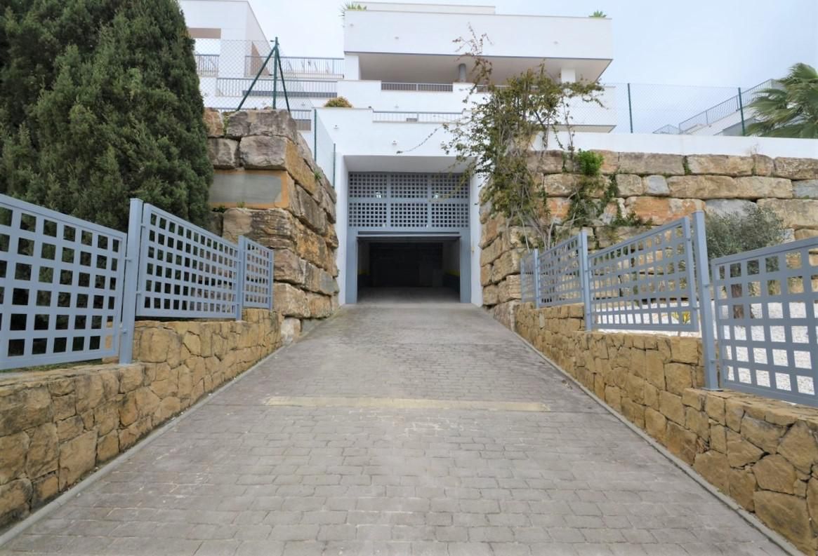 Garatge de lloguer a Oliva, Doña Julia Golf