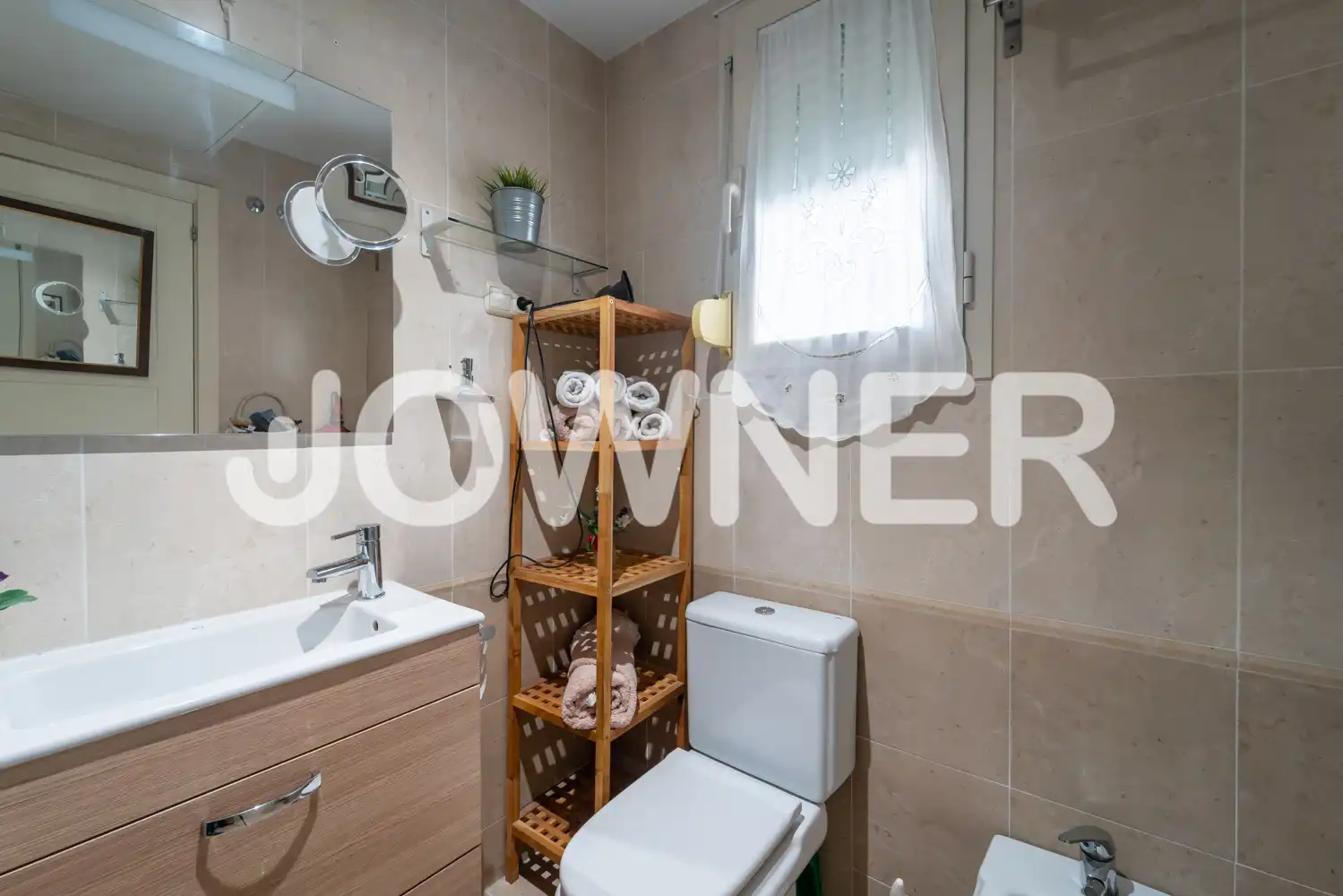 Bathroom of Flat for rent in Madrid  with Air Conditioner, Heating and Terrace