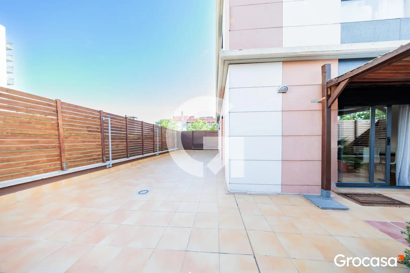 Terrace of Ground floor for sale in Terrassa  with Air Conditioner, Heating and Private garden