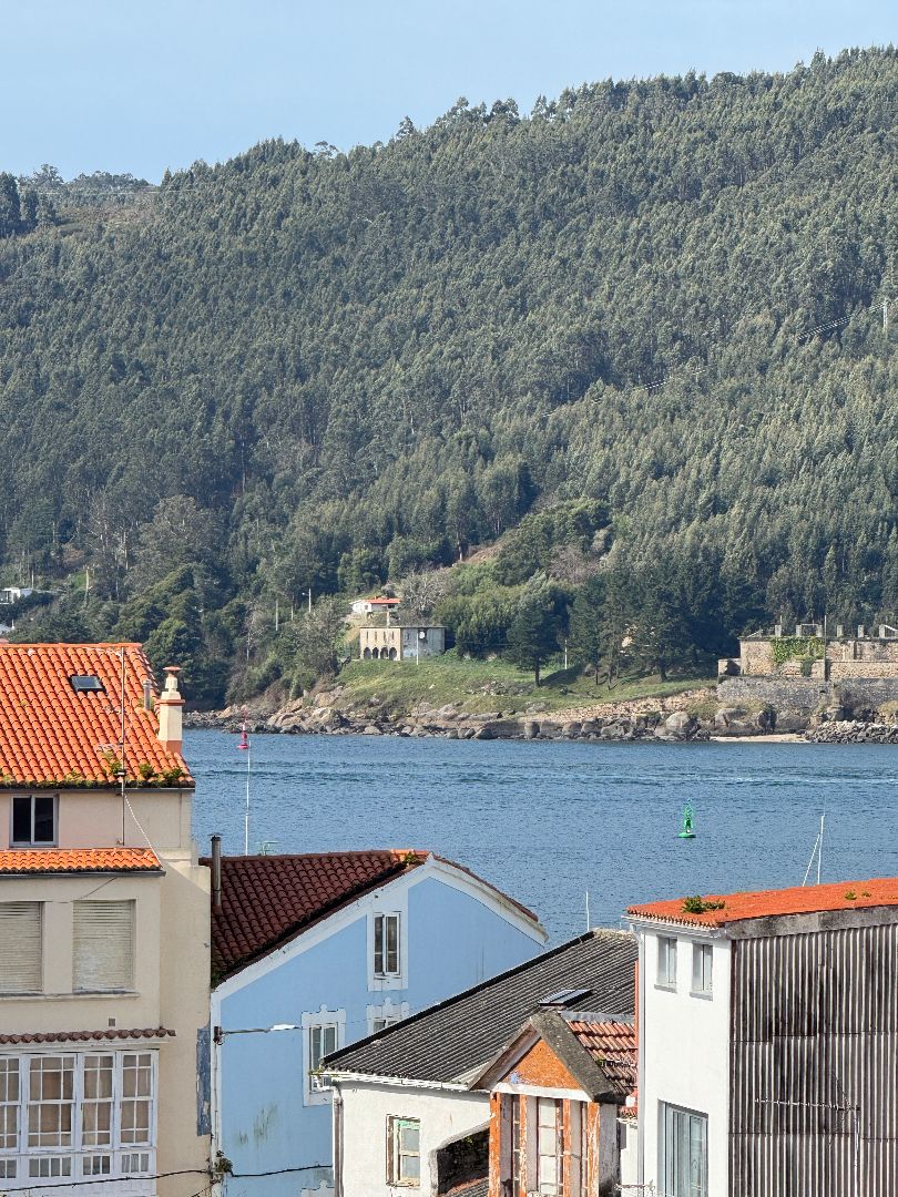 Vista exterior de Pis en venda en Mugardos amb Calefacció i Internet