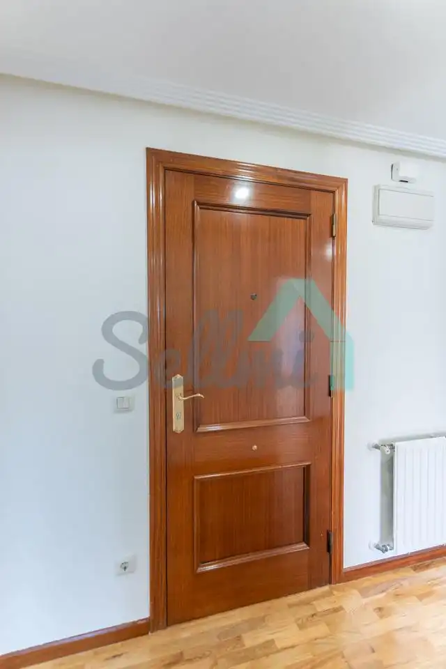 Wohnung zum Verkauf in Oviedo  mit Heizung, Parkett und Terrasse