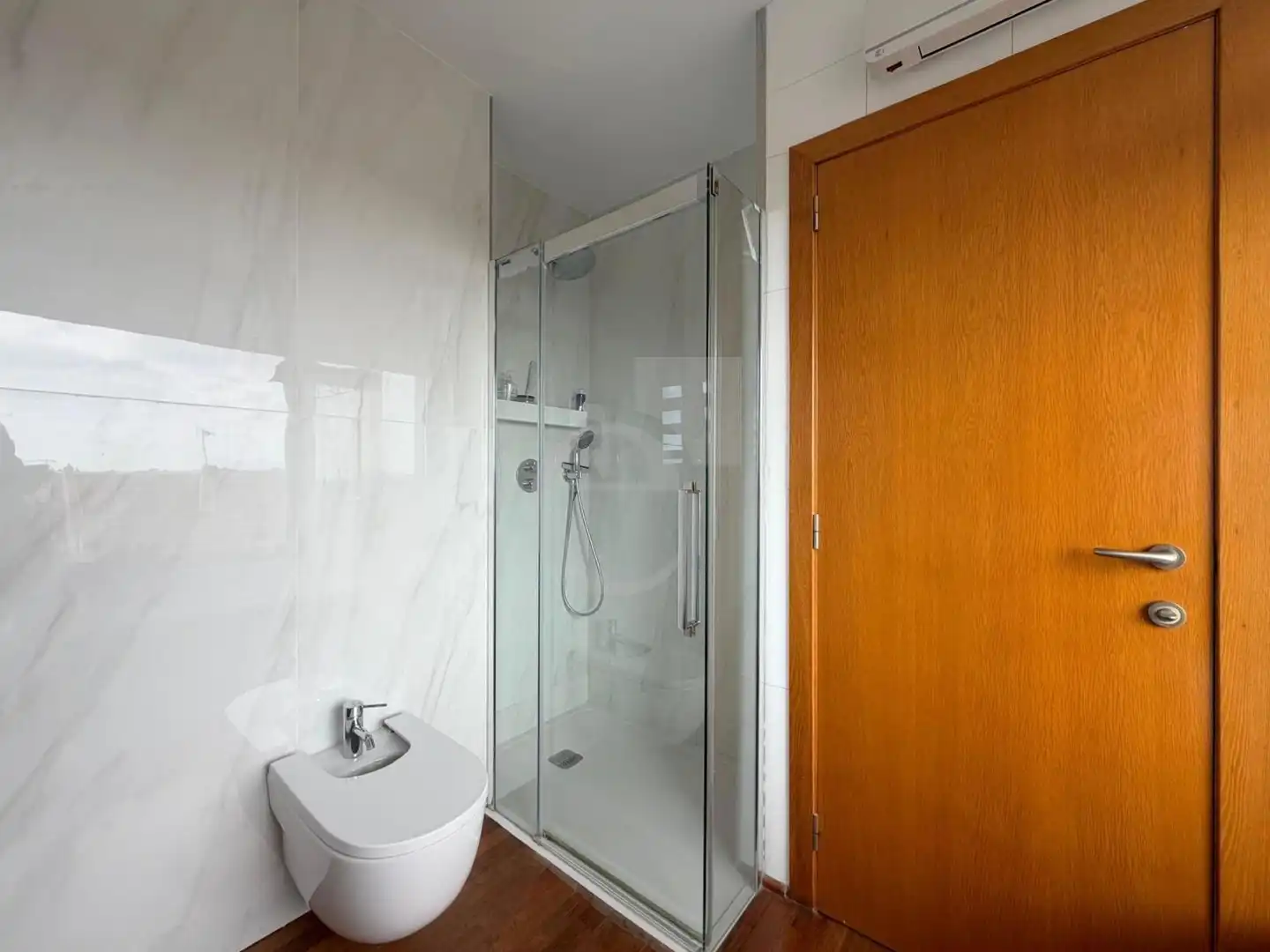 Bany de Casa o xalet de lloguer en Paterna amb Aire condicionat i Piscina