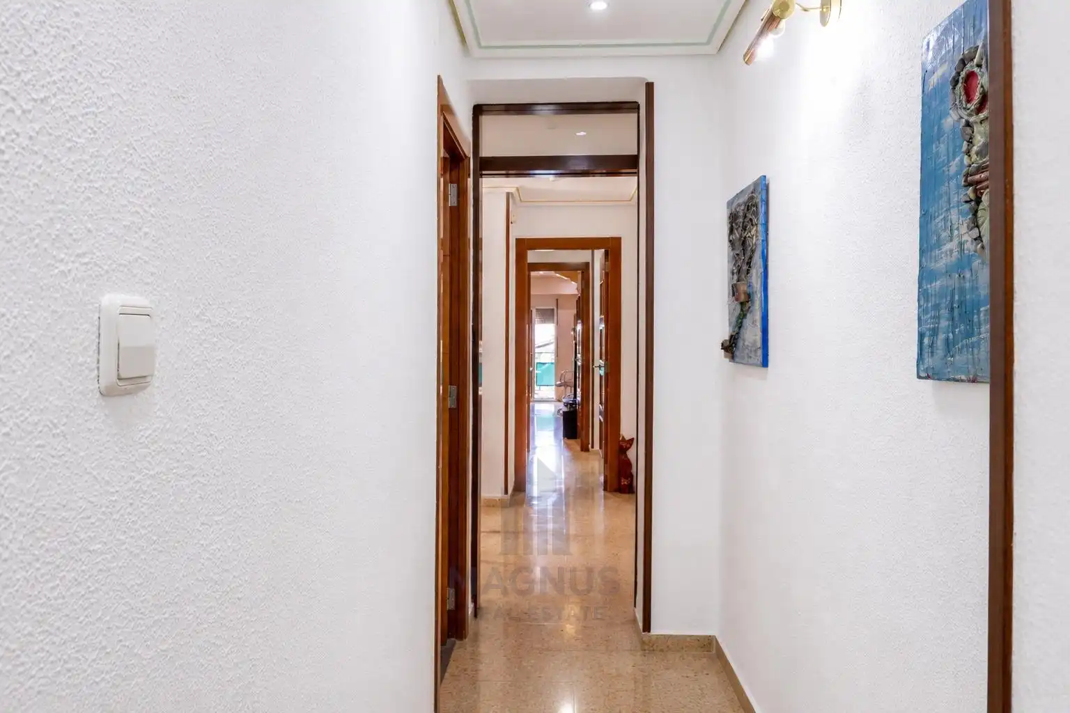 Wohnung zum Verkauf in Foios mit Klimaanlage, Abstellraum und Balkon