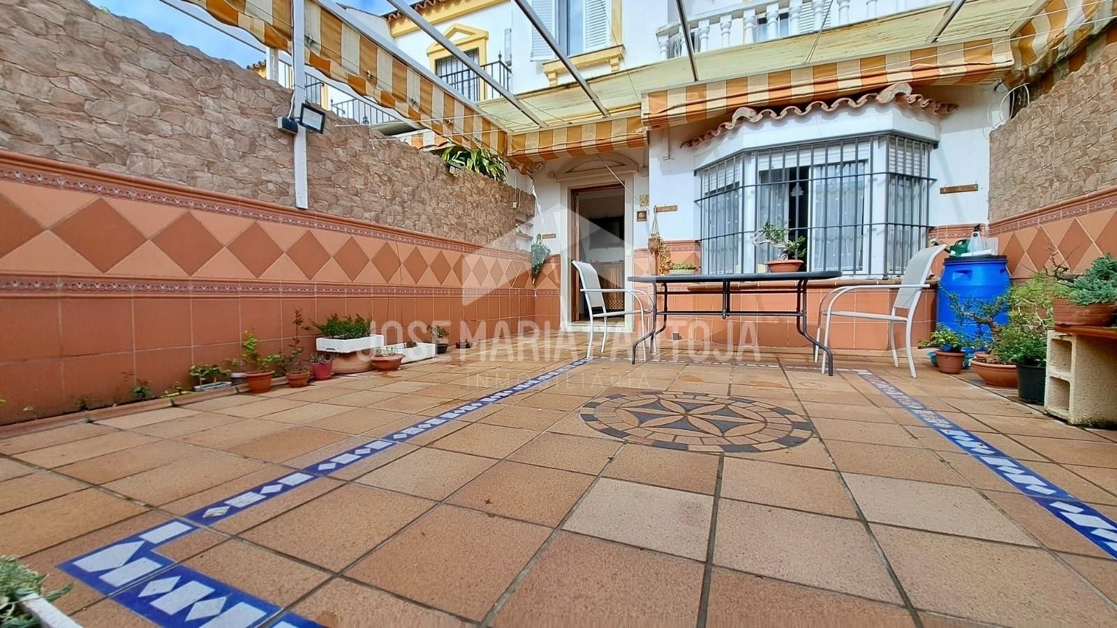 Terrassa de Casa adosada en venda en Jerez de la Frontera amb Aire condicionat
