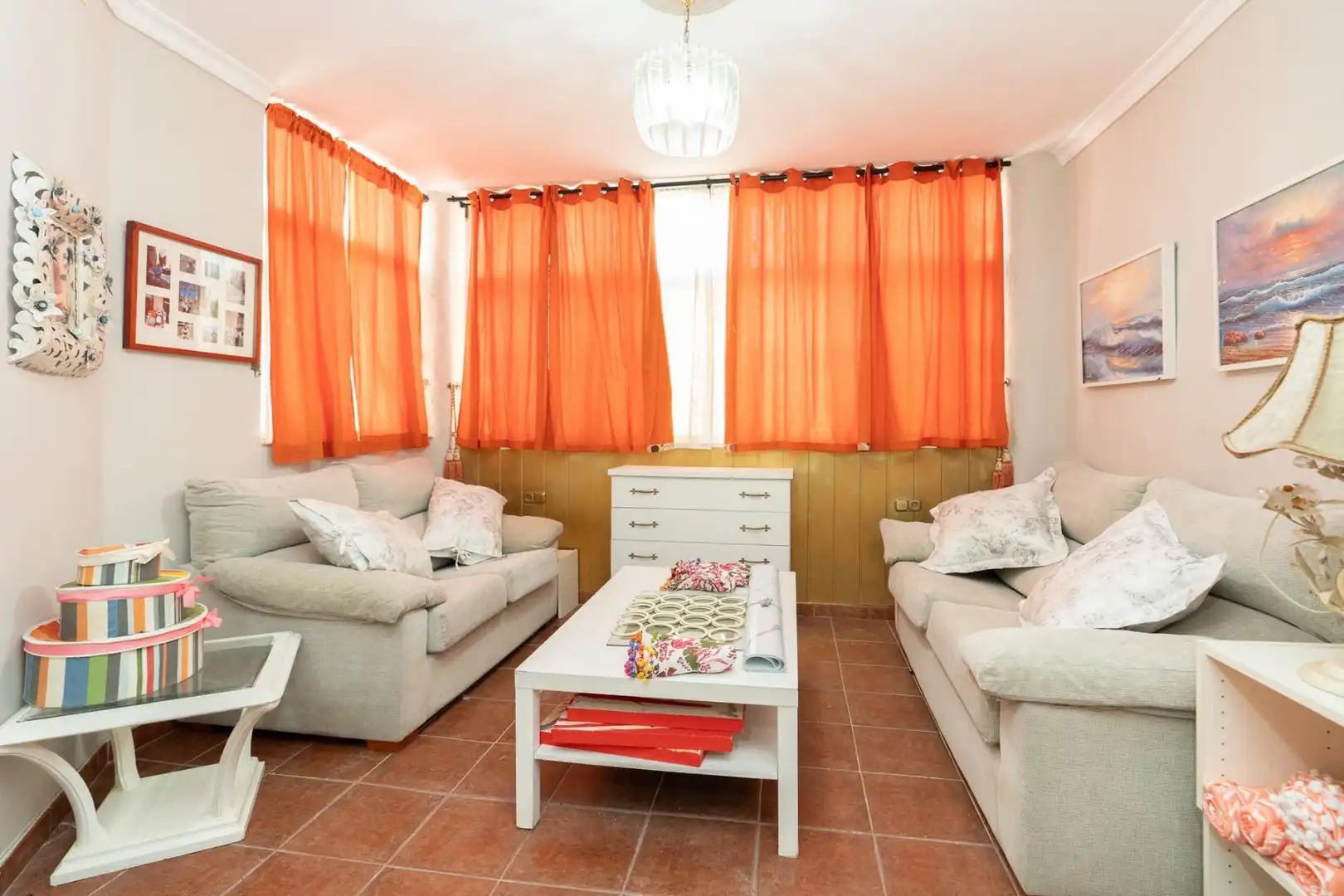 Sala d'estar de Casa o xalet en venda en Motril amb Balcó