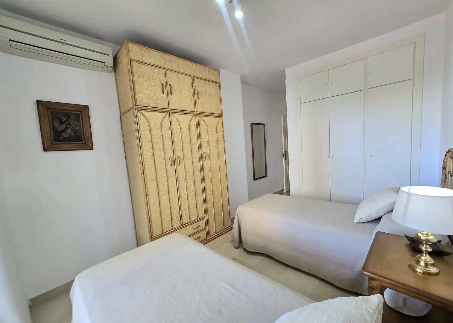 Habitación de Piso en venta en Fuengirola con Aire acondicionado, Jardín privado y Terraza