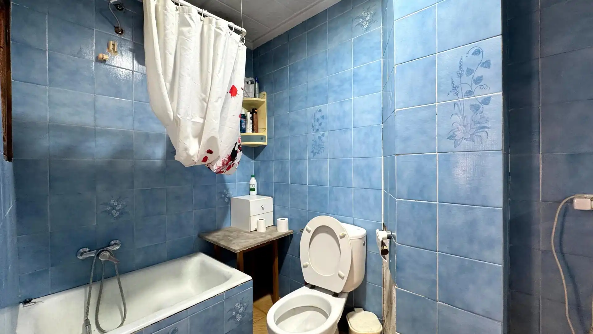 Bathroom of Flat for sale in Elda  with Air Conditioner, Heating and Balcony