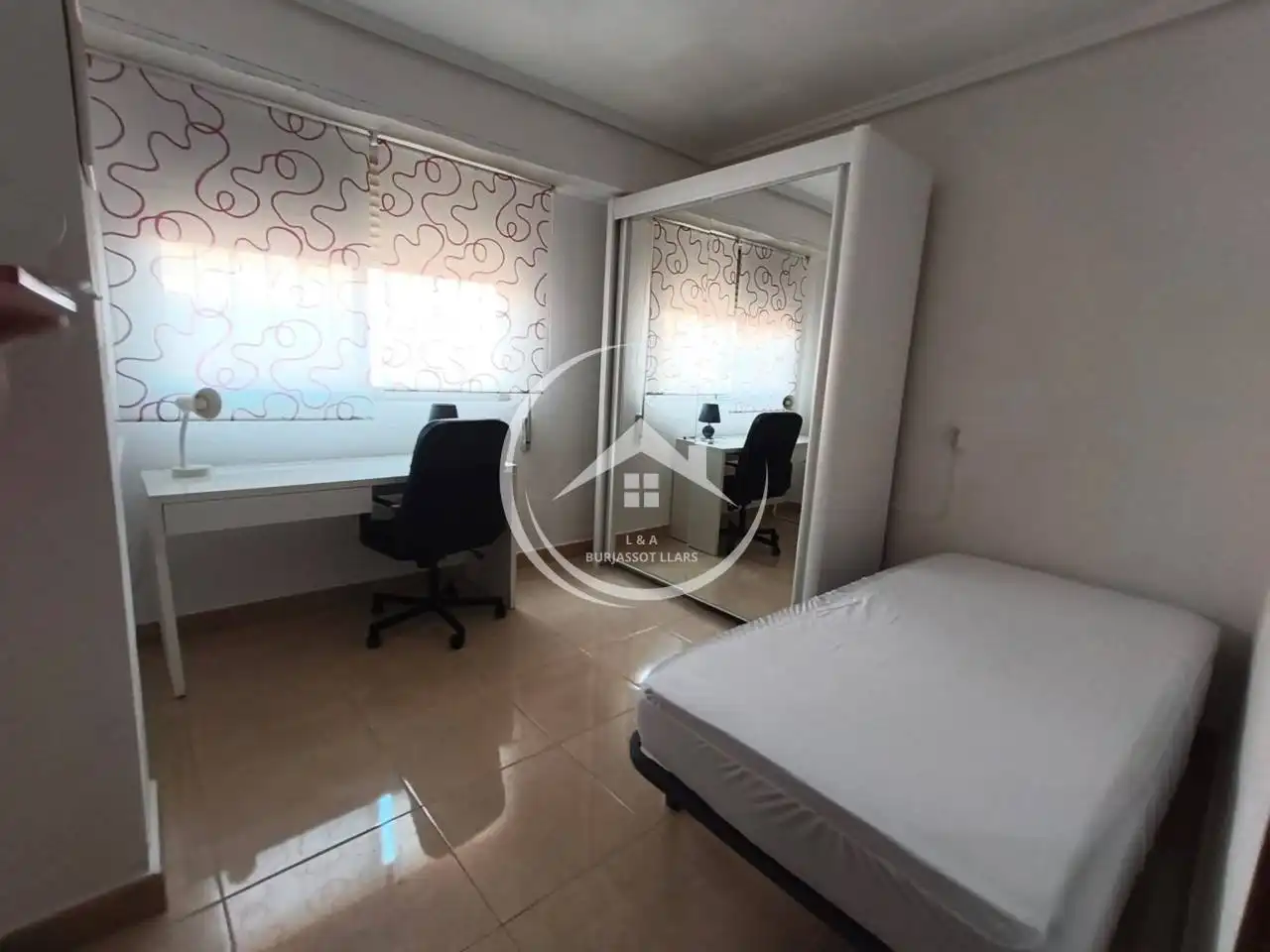 Appartamento con ascensore in affitto a Avenida Pi y Margall, imagen 24