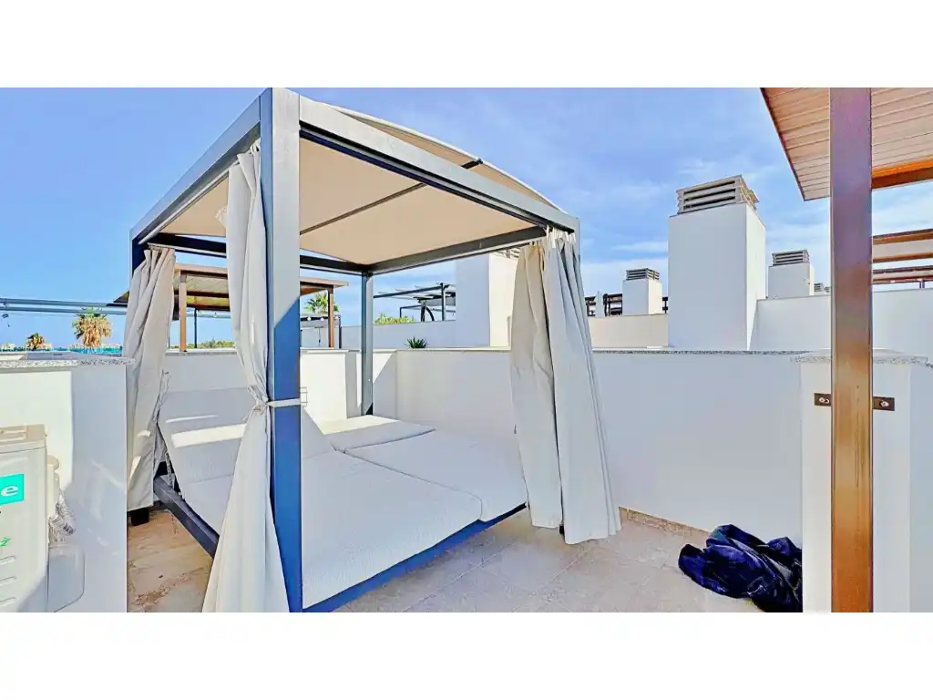Casa o xalet en venda a Residencial Los Altos De la Laguna, Los Balcones - Los Altos